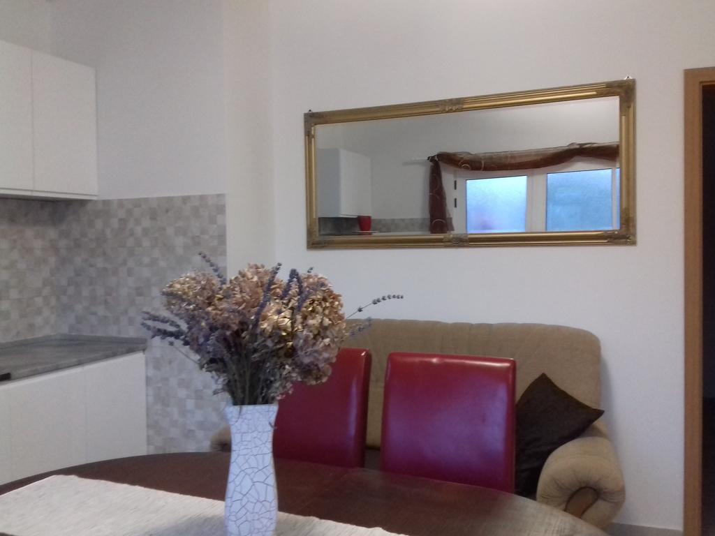 Apartment Venera Blace Exteriör bild